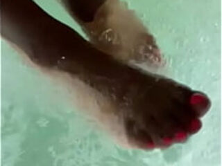 imagine what I can do to you with my feet