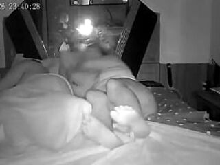 gostosa capota sem calcinha de bunda pra fora