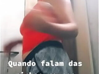 Ro&ccedil_ando Shortinho no cu