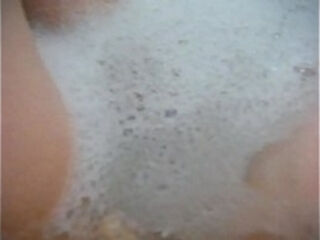 Annie Body Bath Monster Comfy Bubles