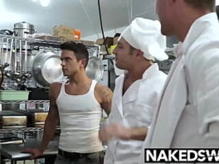 Dakota Payne And Josh Moore Kitchen Hook Up