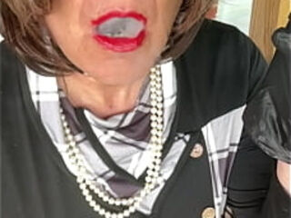 CD Nikki slow motion smoking