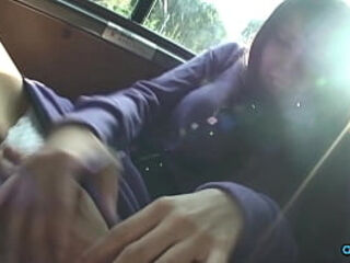 In a car on the back seat this babe sucked a hard and fat cock