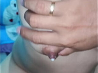 Ngentot dan mandi susu dengan ibu tiriku saat ayahku pergi bekerja