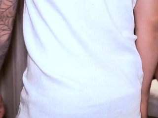 Fiery stepmom Danner Mendez and Silvana Lee deepthroat