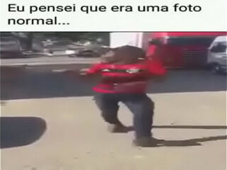 Pensei que era um v&iacute_deo normal mas...