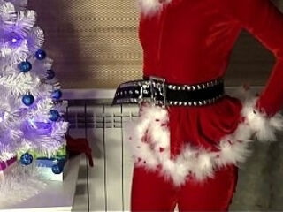 Man Hard Rough Fucks Horny Elf after Hot Blowjob on Christmas and Cumshot