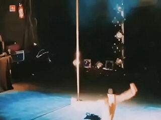 Principe do pole dance