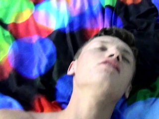 Gay Twinks Bareback With Snowballing