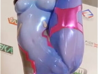 Dva shows off a little too much