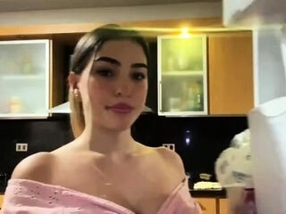 Rise of the Giantess - Gabriela Gotcha