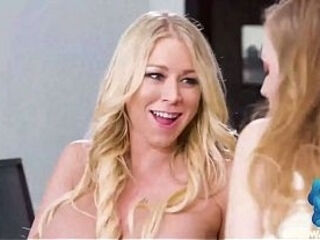 Presentaci&oacute_n de Katie. sub espa&ntilde_ol. ver completo en: Girlswaysubcom