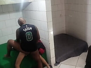 sexo no camarim da balada
