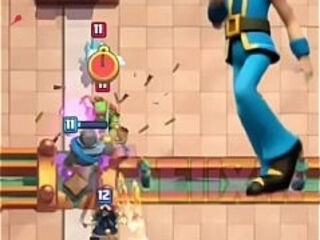 Mago el&eacute_trico botando as sadada pra mamar