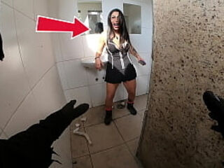 A POL&Iacute_CIA APARECEU Entre Gritos e Risos Bastidores Sem Cortes do Halloween 2025