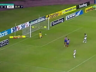 gola&ccedil_o de gilberto contra o atletico goianiense