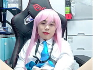 Wei Xin cosplay Takanashi Hoshino Playing with the plastic dildo with her mouth and ass