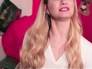 Stella Cardo dances with her hand in her panties