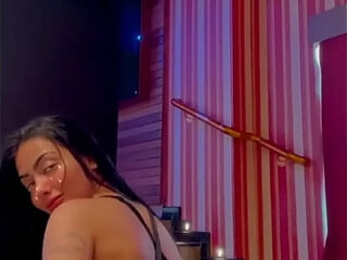 Mc mirella rebolando