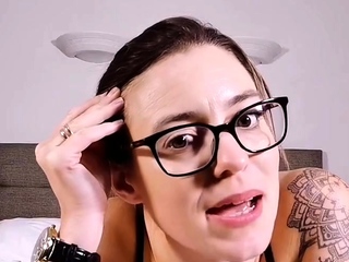 Amateur czech teen in her first toy induced orgasm