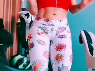 Delicioso cameltoe de putita rica
