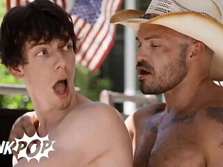Muscular Top Nick Cranston Knows Exactly What Sausage Cristiano Wants, His Rock Hard Dick - TWINK POP