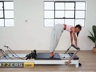 BRAZZERS - Sexy Ryan Reid Gets Her Tight Pussy Stretched In A Hardcore Fitness Session With Victor Ray&rsquo_s Help