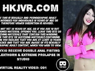 Hotkinkyjo receive double anal fisting from AlexThorn &amp_ extreme prolapse in studio