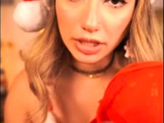 Leedah ASMR - Mommy's gift for Christmas