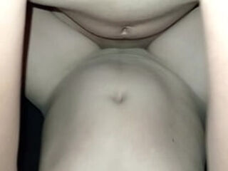 Me encanta como se mueve encima de mi