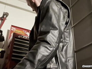 ChristianWilde: Christian Wildes Solo Leather Worship And Deep Tease Domination